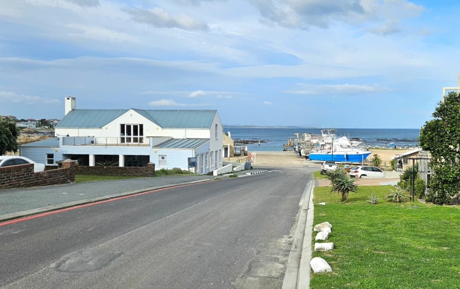 3 Bedroom Property for Sale in Kleinbaai Western Cape